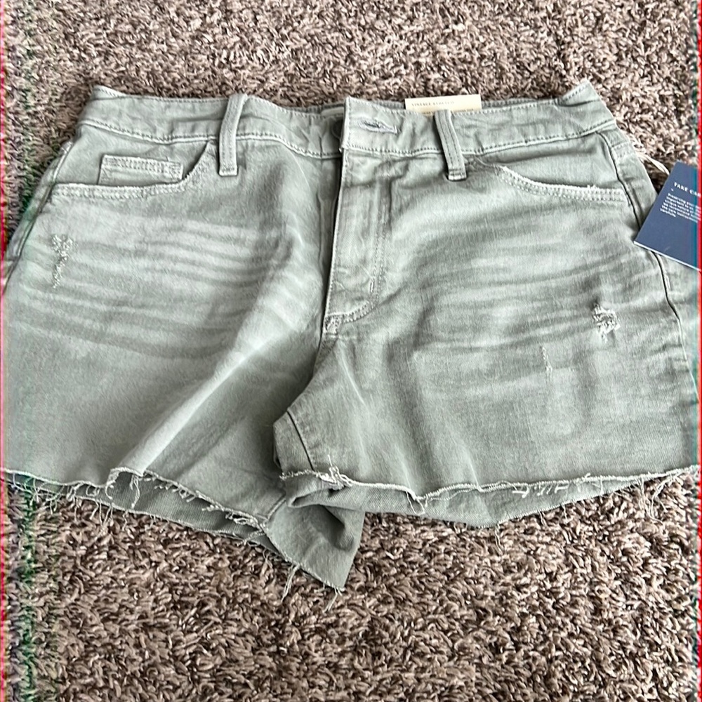 Universal thread Jean shorts